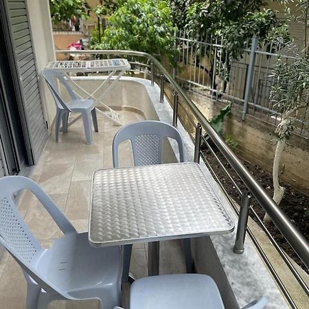 סרנדה Taku Apartment מראה חיצוני תמונה